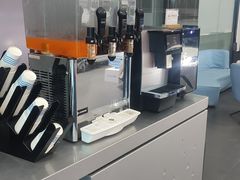 -比亚迪上海弘仁4S(杨浦店)