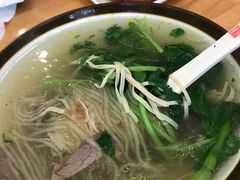 牛肉粉丝汤-小姜锅贴(凤凰街店)