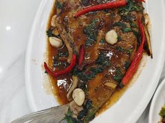 -丹水桥地锅鱼·翘嘴鲌·地方特色全鱼宴(丹江口大坝店)