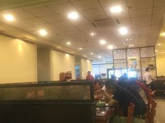 大堂-宏状元现熬粥·京味菜(三里河店)