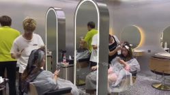-Tloml salon