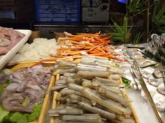 -海吃海喝海鲜烤肉餐厅