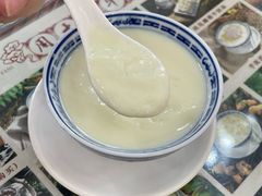 -周大娘牛乳(旧寨古村总店)