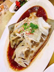 -甘井子区冠豪主题婚礼酒店宴会厅(机场店)
