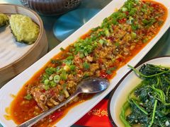 -老鼎万春卤菜(五代传承创始老店)