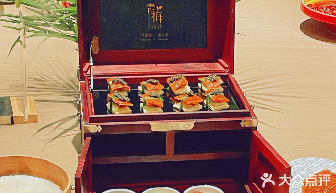 相比较会所的中餐，这里的包间真得便宜又好吃