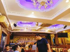 -维吾尔餐厅(宜山路店)