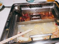 小鸳鸯锅底-野妹火锅(龙岗店)