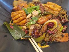 -醉人椒麻辣香锅(王府井喜悦店)