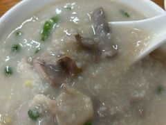 -洲心明记烧肉大粥(总店)