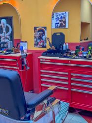 -Devilhands Barbershop男士理容店