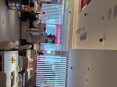 -海底捞火锅(杭州庆春路夜宵主题店)