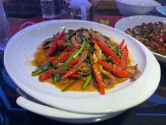 -川流不息·地道川菜·小龙虾(新松江路店)