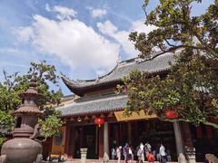 -龙华寺
