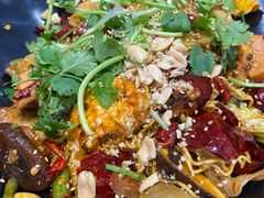 -醉人椒麻辣香锅(王府井喜悦店)