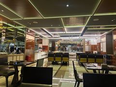 -大中华希尔顿酒店-念自助餐·嗨啤·小龙虾