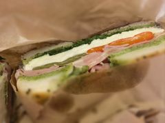 -Catch Bagel(芳草地店)