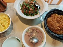 -绿草地·湘菜(酃湖师院店)