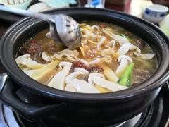 -菌之家·专业纯野生菌火锅·特色炒菌