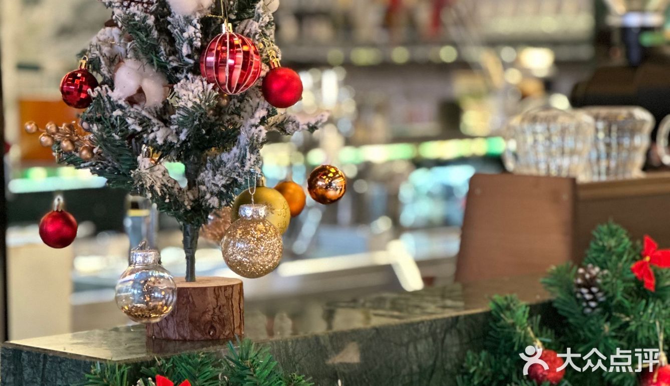 平安夜氛围感拉满的西餐厅