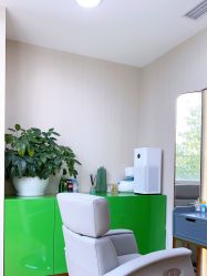 -变画·发型STUDIO