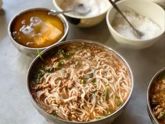 -正宗杨记普洱酸醋米线(总店)