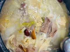 -九寨特色牦牛肉汤锅 羊肉汤锅