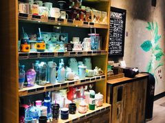 零售区-星巴克(上海虹桥南丰城办公楼店)