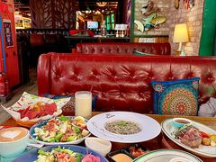 -Famous肥猫墨西哥音乐餐吧(五棵松华熙LIVE店)