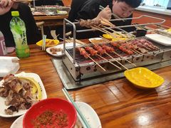 -哈尔滨小酒馆·鲜肉现穿自助烧烤(康新花园店)