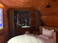 -幸栖洞穴设计酒店(成都春熙路店)