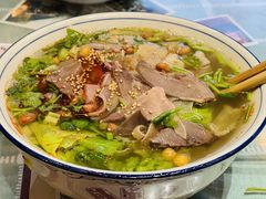 -川堂风·跷脚牛肉·乐山爆炒(宝山日月光店)