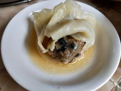 三鲜狗不理-老烟台灌汤包(南洪街店)