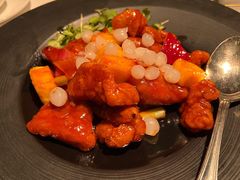 卡斯特罗黑猪咕噜肉-金轩中餐厅 Jin Xuan(浦东丽思卡尔顿酒店)