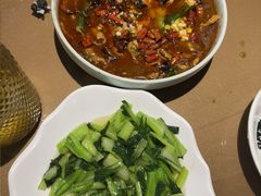 -东口码头·烧鸽子·鱼头泡饼·地方菜(金鹰悦城店)