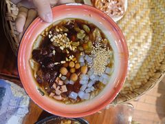 -爆炸头阿姨小四川正宗川味小吃(无任何分店)
