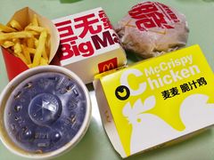 -麦当劳(展览路店)