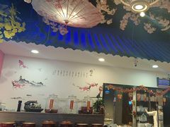 -老街烧烤大排档·地道湖北菜·龙虾馆(汉口火车站店)