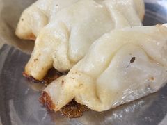 -黄阿姨锅贴大王(万航渡路店)