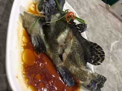 石斑鱼清蒸-四川小胡子海鲜(丁村万人海鲜广场店)