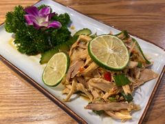 傣味柠檬爱上鸡-麦麦山云南菜(复地活力城店)