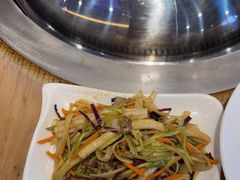 -咱屯子铁锅炖直营店(保利店)