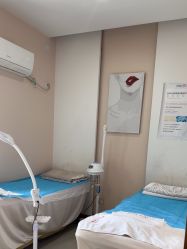 -成都苗方清颜专业祛痘