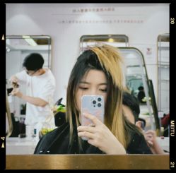 -镁连社·美联社