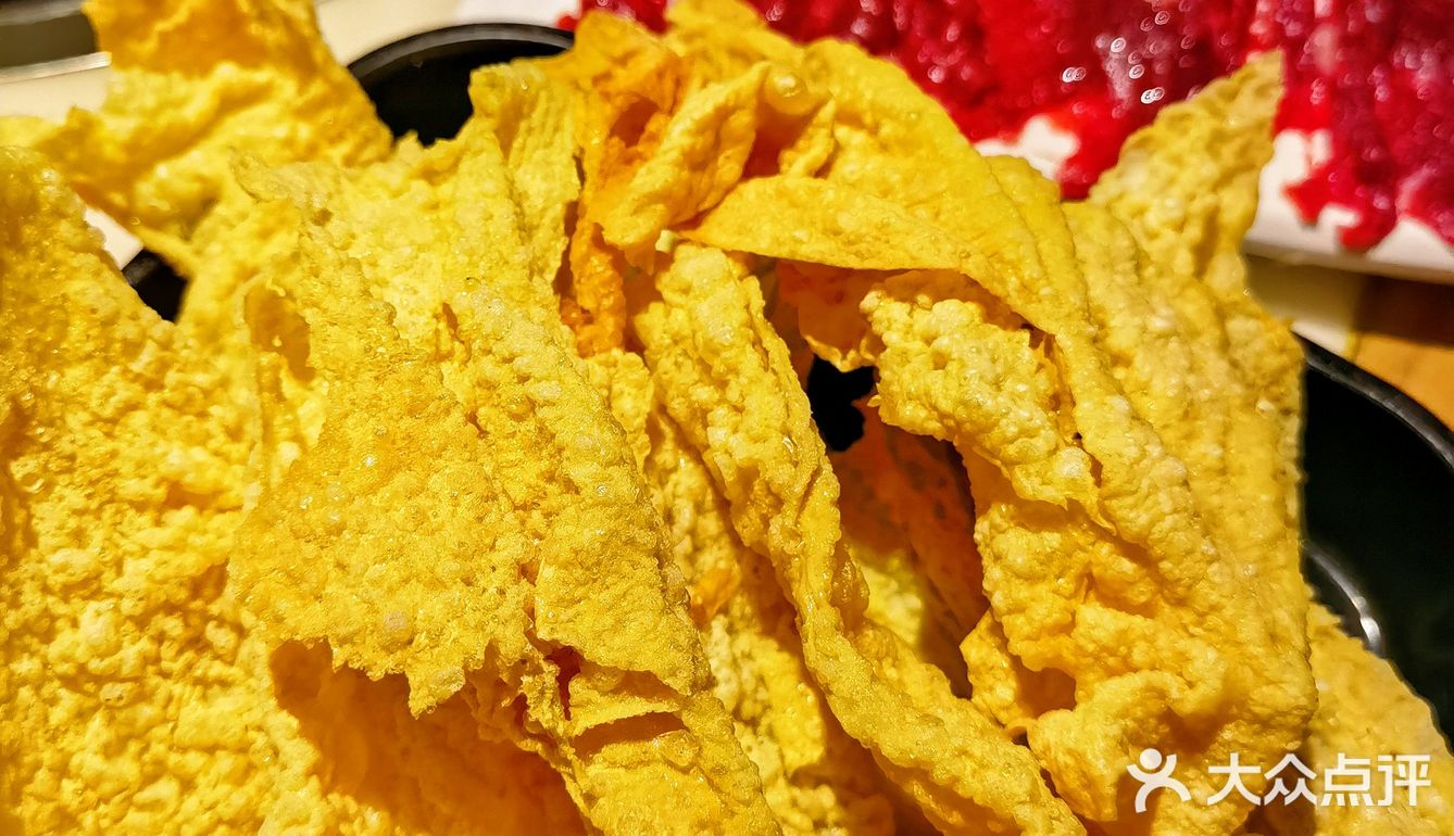 杭州探店｜必打卡地道牛肉火锅爆炸好吃 天呐杭州这家牛