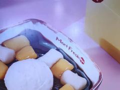 -百联临沂购物中心(临沂路店)
