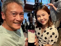 -wineapp葡萄酒餐吧(外滩金融中心店)