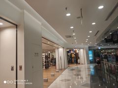 -优衣库(上海虹口龙之梦店)