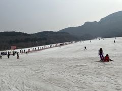 -济南卧虎山滑雪场