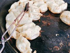 -黄阿姨锅贴大王(万航渡路店)